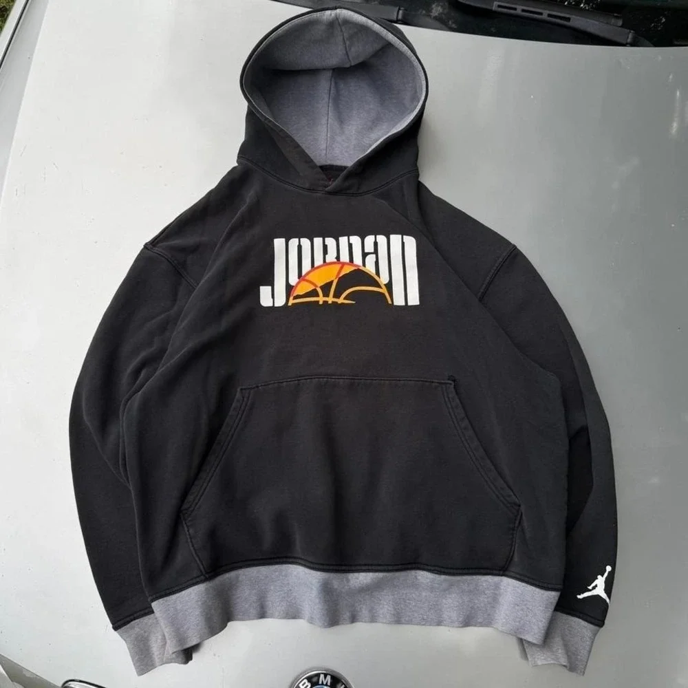Early 2000s Black Nike Jordan hoodie front and back print
